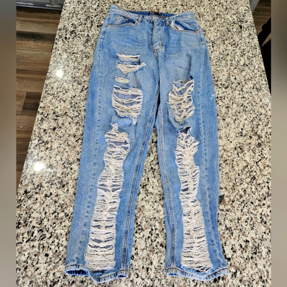 Pretty Little Thing Boyfriend Distressed Blue Jeans